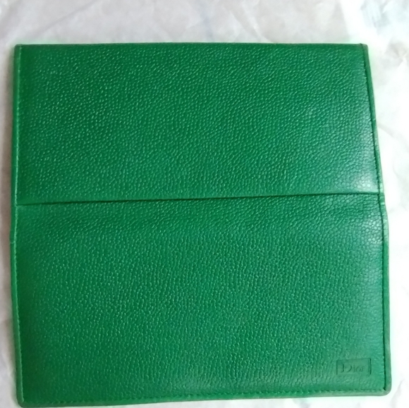 New DIOR Green Wallet Cardholder NWOT - Picture 5 of 15
